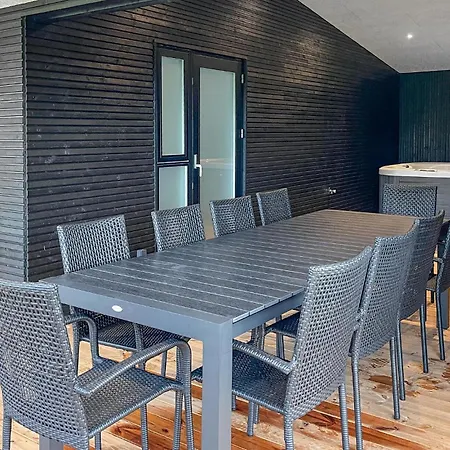 Awesome In With Sauna