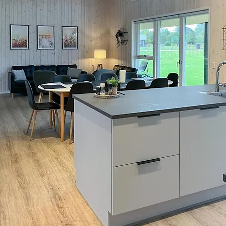 Gorgeous Home In Hadsund With Sauna * Hadsund