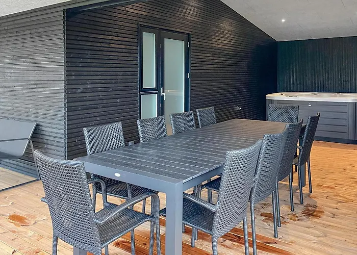 Awesome In With Sauna